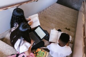 Children Sitting on Stairs a great teacher strategy